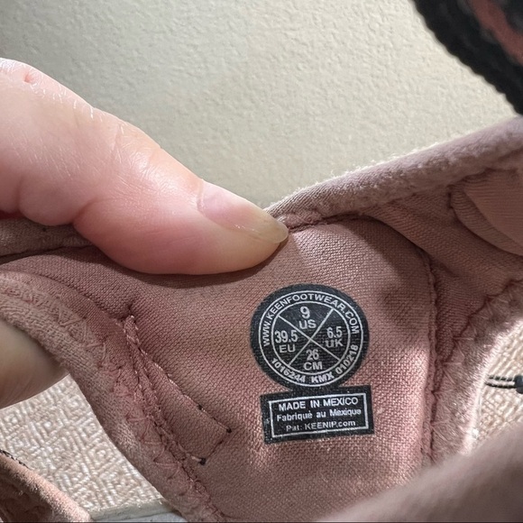 Keen Whisper Sandals Womens Sz 9 Hiking Water Raven/Rose Dawn Outdoor Gorpcore - Picture 6 of 6